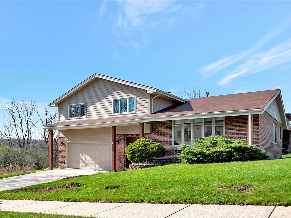 1st image of 9156 Windsor Dr