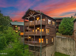 820 Great Smoky Way, Gatlinburg, TN 37738
