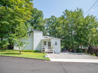 18 Hilldale Rd, New Fairfield, CT 06812