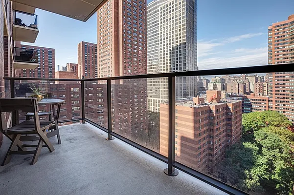 Rented by Douglas Elliman | media 6