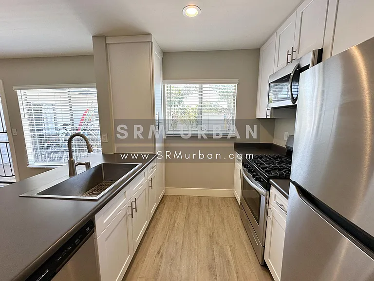 4150 41st St #9 — Photo 1