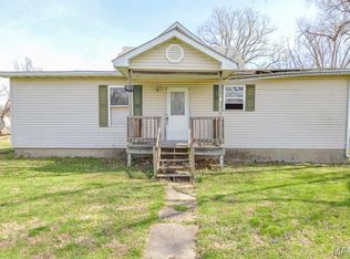 405 Academy St, Pocahontas, IL
