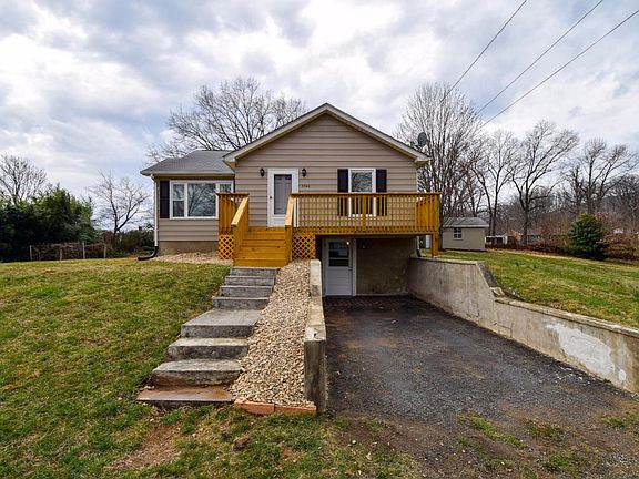 4th image of 3742 Ellen Dr