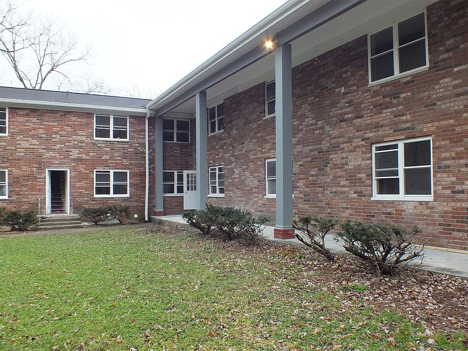 1st image of 233 Gilman Ave APT 6