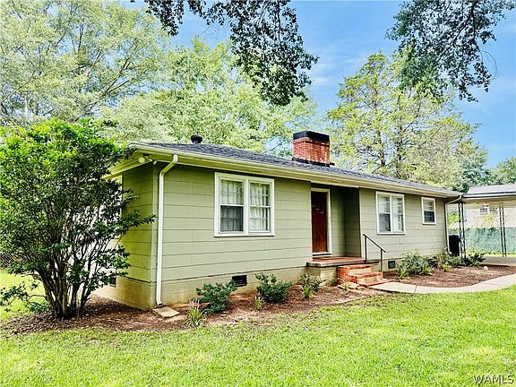 3rd image of 2319 Loop Rd