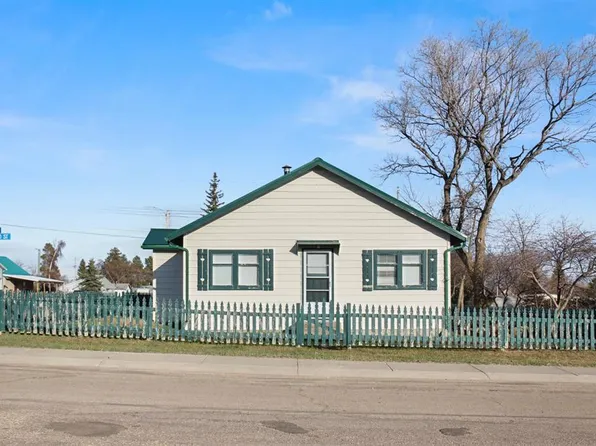 301 N Waterloo St, Veteran, AB T0C 2S0