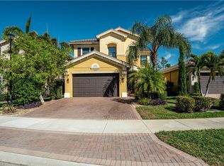3341 Baltic Dr, Naples, FL 34119