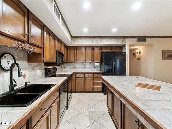 4th image of 8145 E DEL LATON Drive