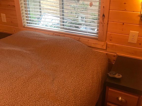 queen bed nightstand cubbords