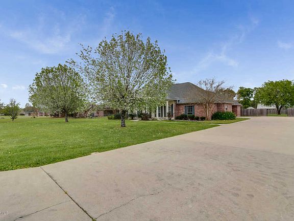 3rd image of 439 Meghan Dr