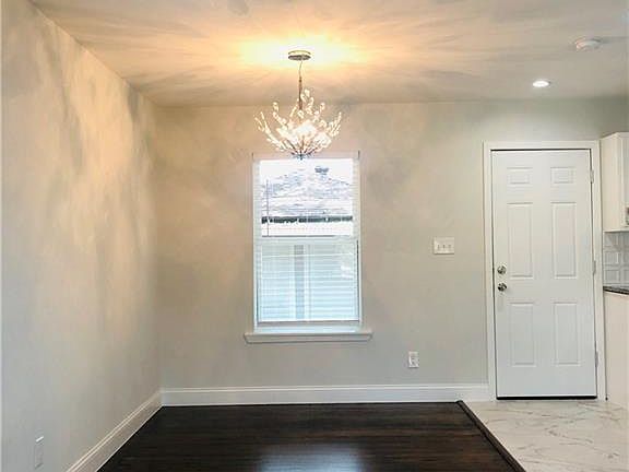 5th image of 2515 San Medina Ave