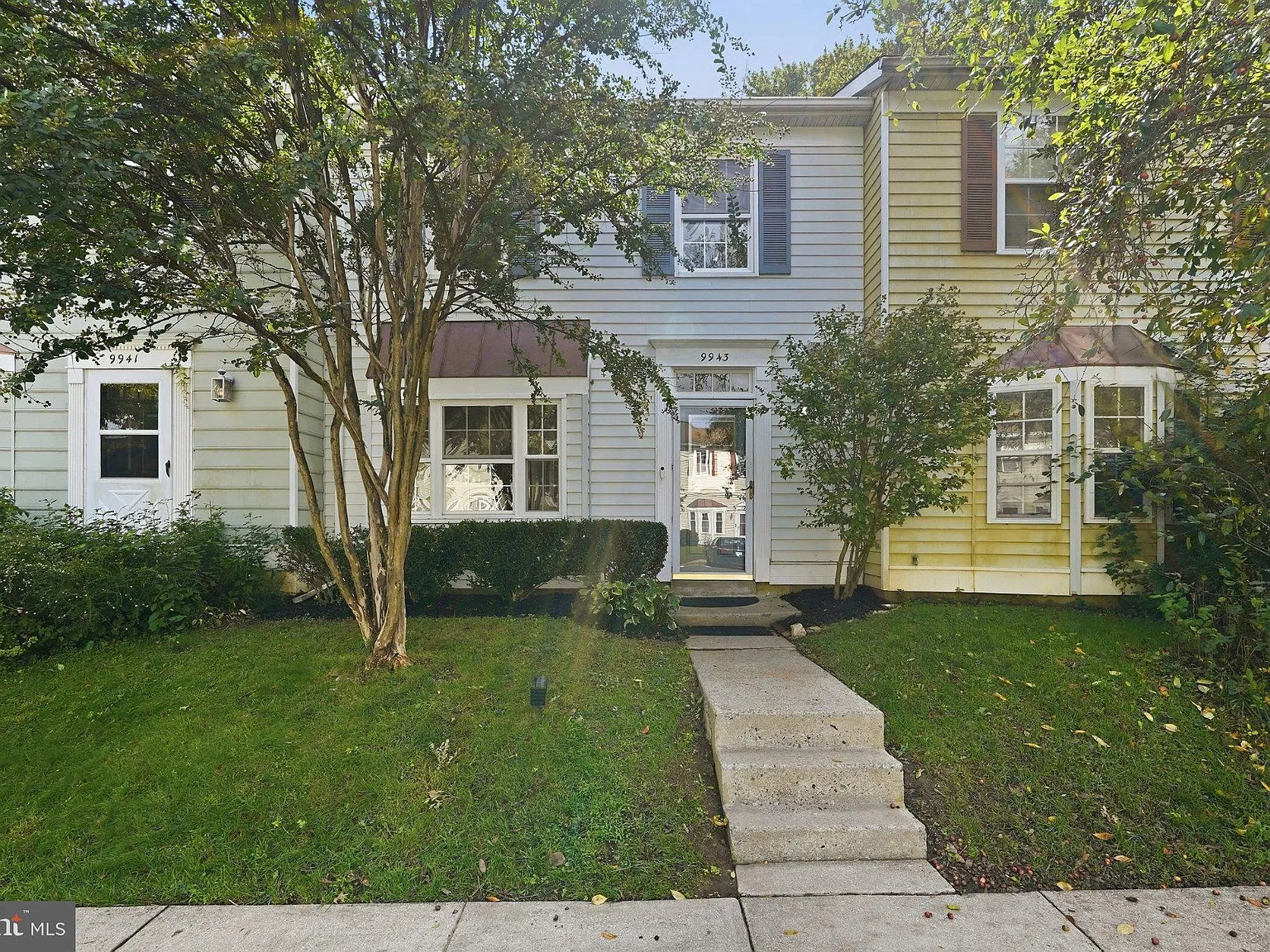 3 bed, 2.5 bath, 1328 sqft, $3,250 — Photo 2