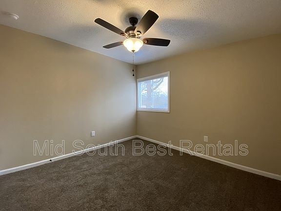 4th image of 7 S Meadowcliff Dr
