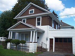 1st image of 17 Colegrove St