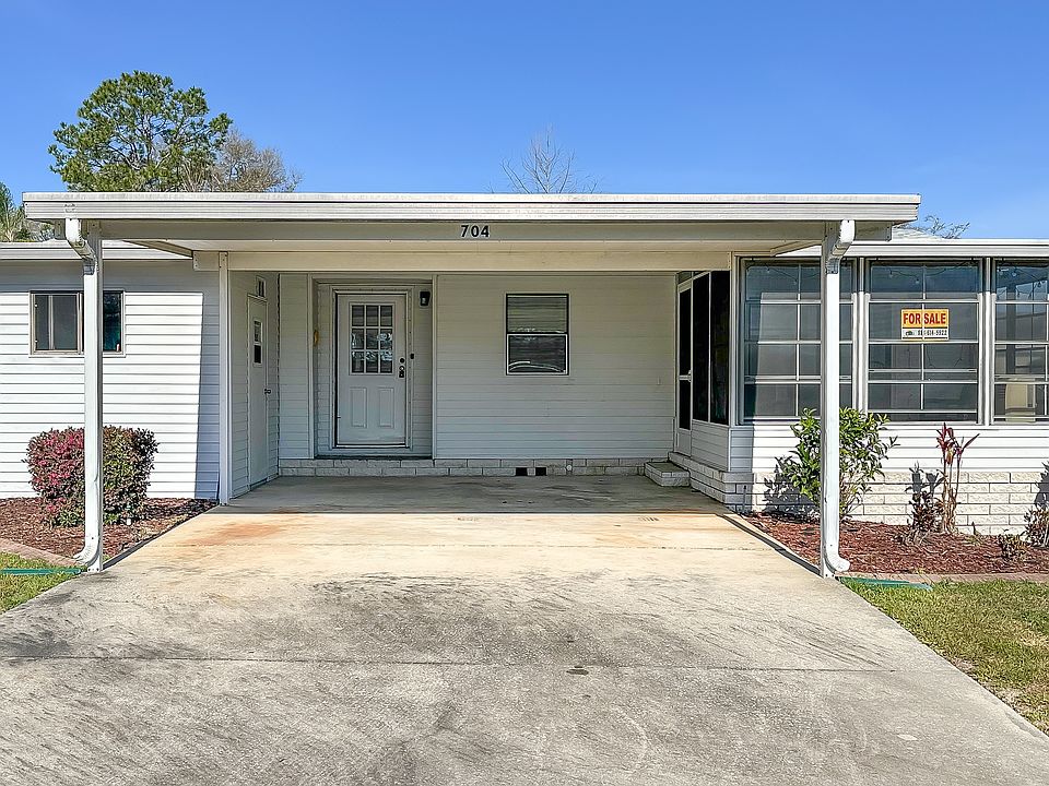 704 Water Oak Blvd Lady Lake FL Zillow