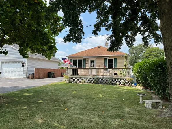 611 Table St, Lockport, IL 60441