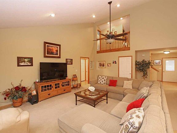 5th image of 869 Highland Hills Dr
