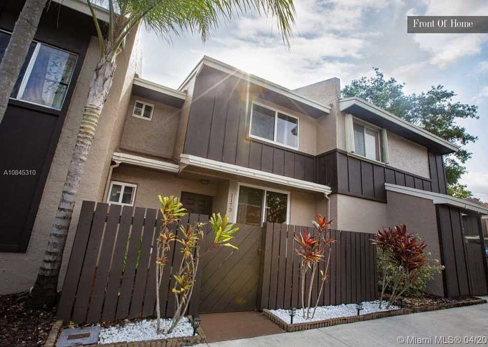 1st image of 1173 Sussex Dr #1173