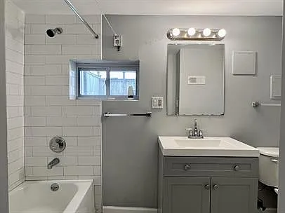 1361 Parkwood Pl NW #B — Photo 10