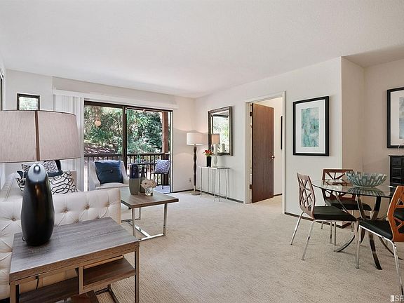 3rd image of 370 Monterey Blvd APT 206