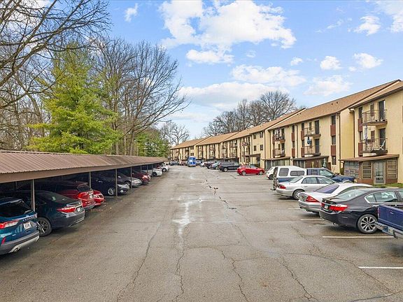 3rd image of 4141 Karl Rd #310