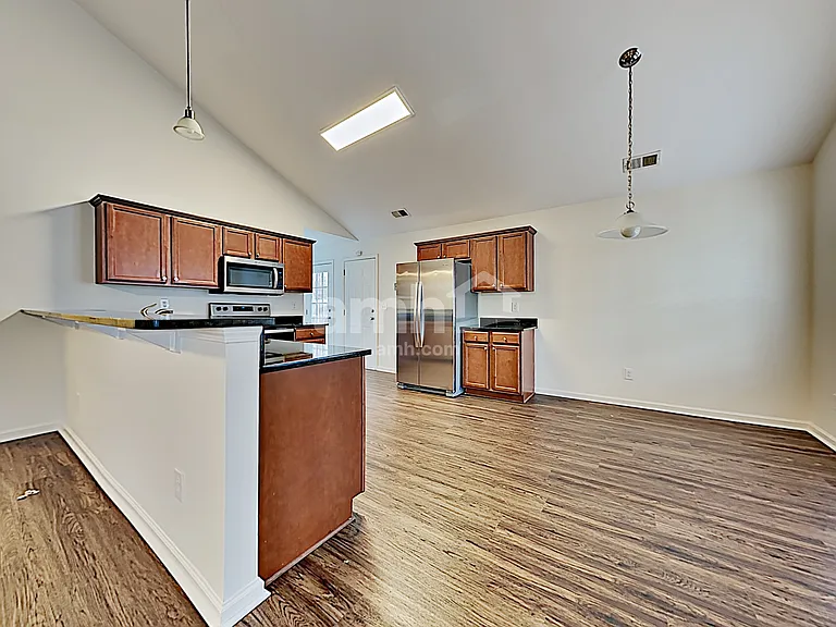 1037 Steelechase Ln — Photo 3