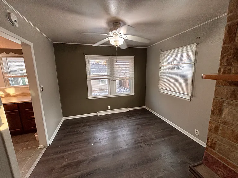737 N Spring St — Photo 14