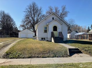 212 E Sixth, Waitsburg, WA 99361