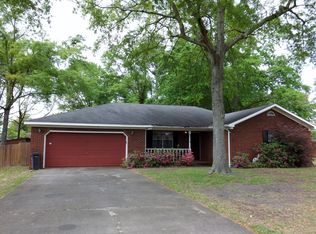 1816 Harcourt Dr, Hephzibah, GA 30815