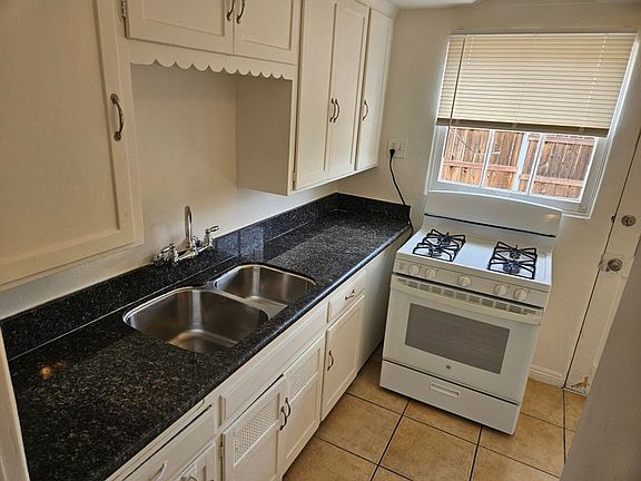 4th image of 4358-4364 N 36th St #4358