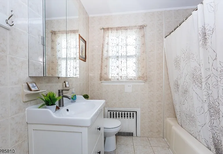 33 Linden Ave — Photo 19