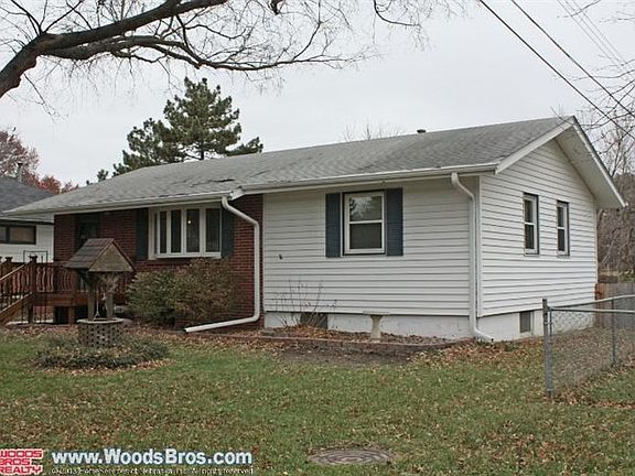 3rd image of 4920 Newton St