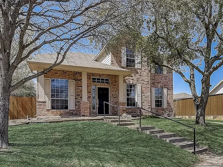 1516 Cedar Brook Ct — Photo 2