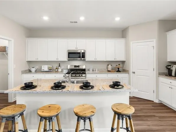 1757 Andrew Acres Ln, Loganville, GA 30052