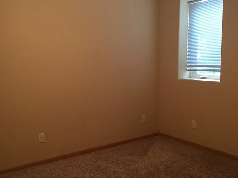 642 Antelope Cir — Photo 15