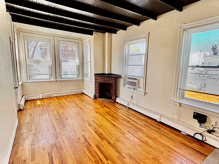 2350 E Cumberland St #2 — Photo 2