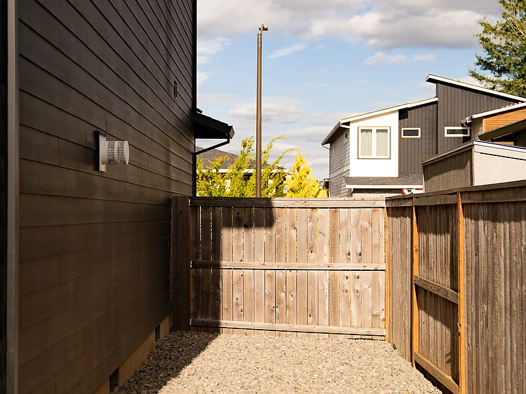 9903 SW 172nd Ave — Photo 31