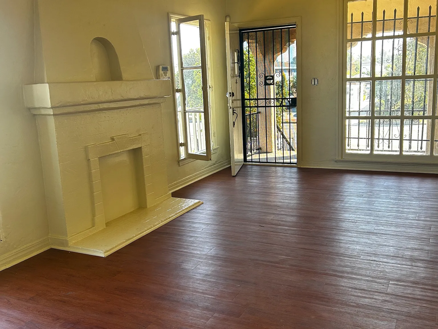 1755-1757 1/2 La Brea Ave. - 1757... — Photo 1