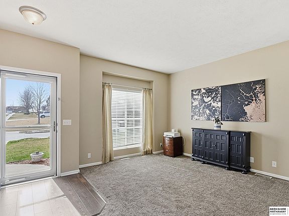 5th image of 13702 Leona Ln