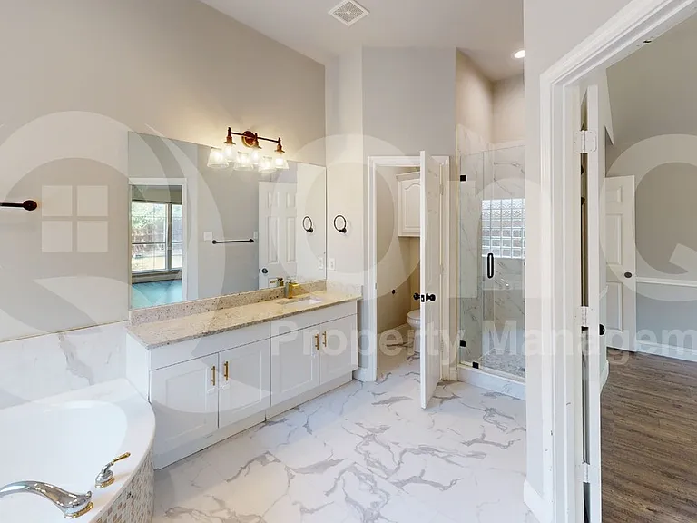 3312 Woodberry Ln — Photo 5