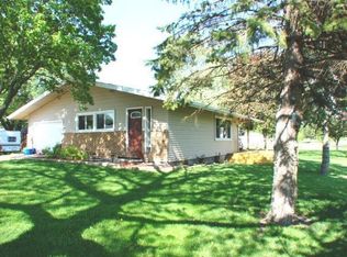 627 Rockingham Ave, Alma, MI 48801