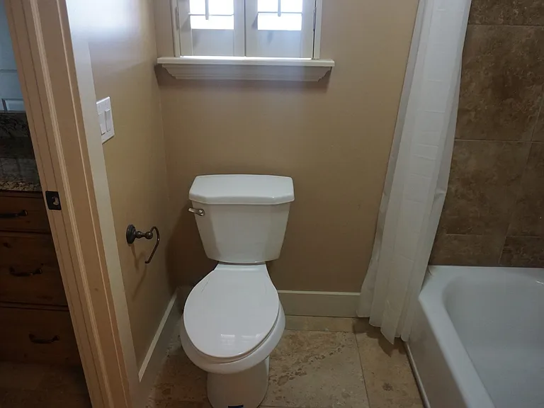 222 E Belle Glenn Cir — Photo 16