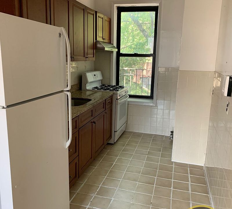 1st image of 33-06 31st Ave #2F