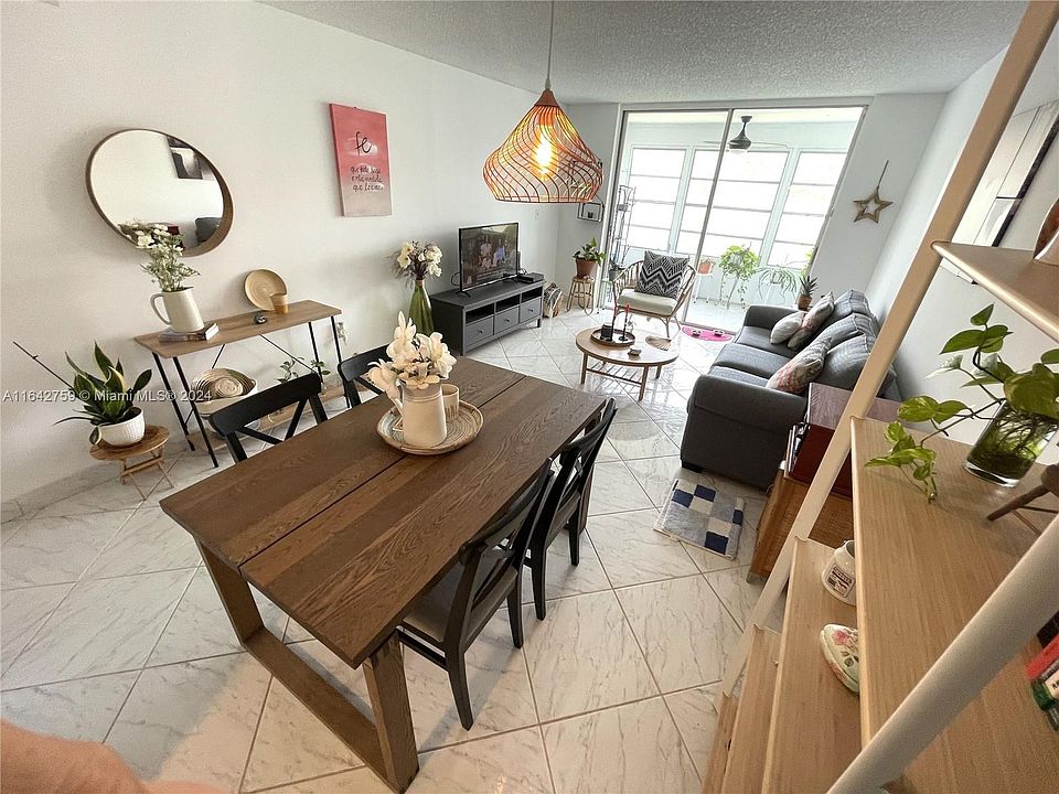 1st image of 2931 E Sunrise Lakes Dr #207