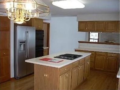 4th image of 88 Germaine Pl