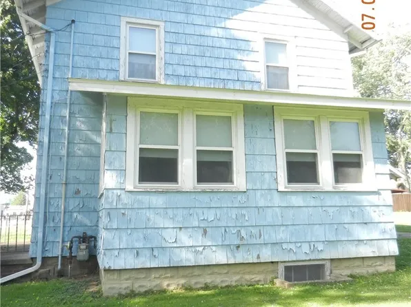 8335 N Main St, Eden, NY 14057