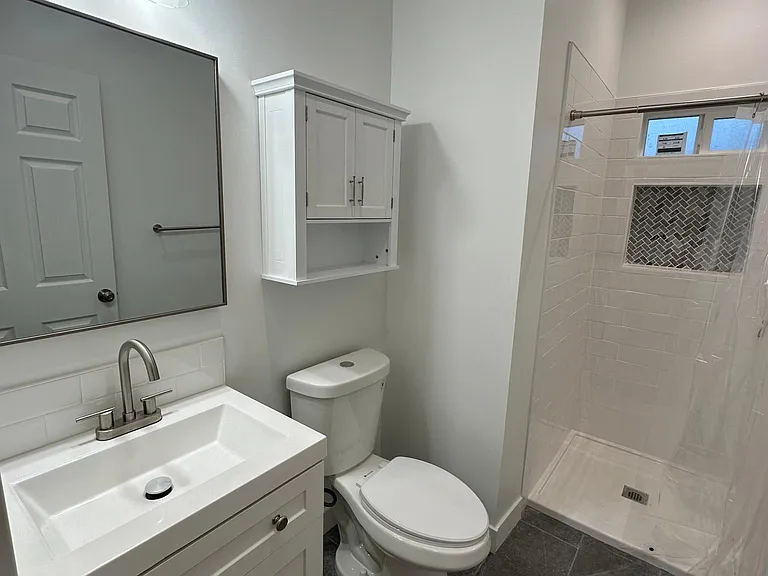 1st restroom with shower