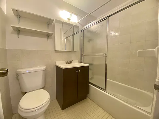 Rented by Rentiko Inc | media 16