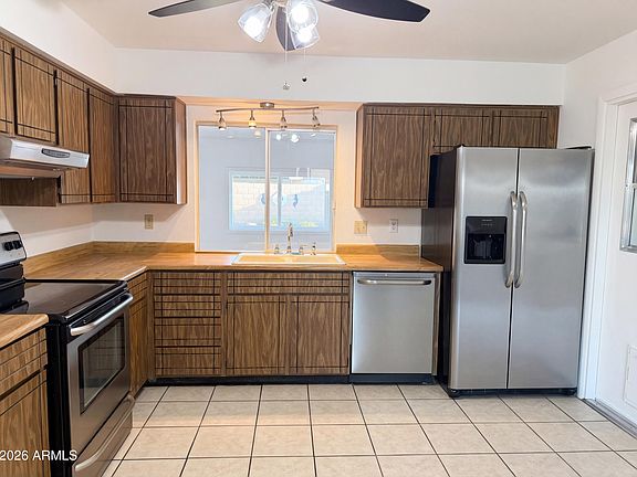 2nd image of 5528 W GREENBRIAR Drive