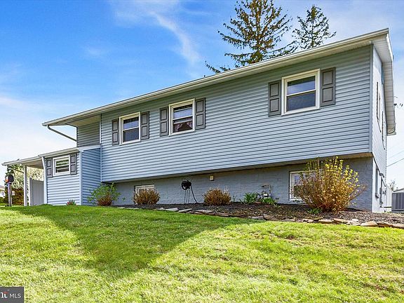 2nd image of 129 Shirley Dr